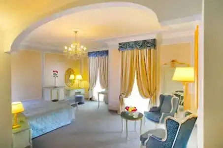 Grand Trieste & Victoria - 57