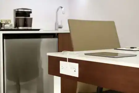 DoubleTree Suites by Hilton Phoenix - 39