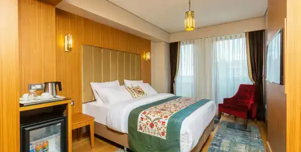 Obelisk & Suites - 6