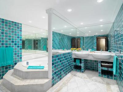 Regency Country Club, Suites - 12
