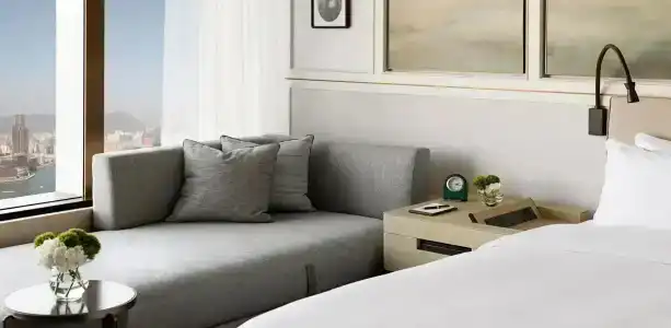 Island Shangri-La - 30