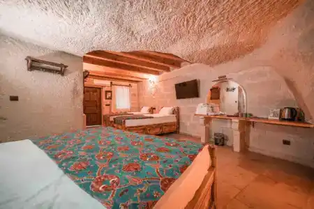 Zeus Cave Suites - 77