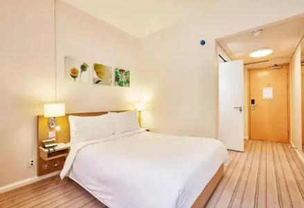 Hilton Garden Inn Birmingham Brindley Place - 26