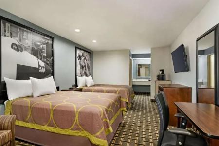 Super 8 by Wyndham Houston/Dtwn/I-610 - 25