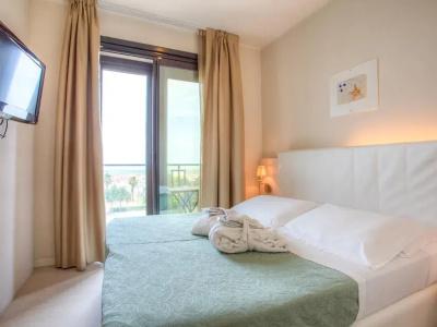 Ferretti Beach - 63
