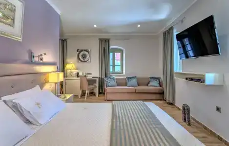Fiscardonna Luxury Suites - 16