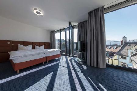 Royal Zurich - 36