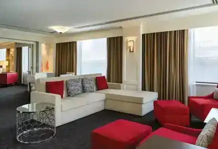 Doubletree by Hilton Los Angeles Downtown - 87