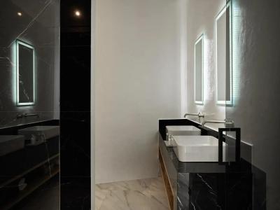Kouros & Suites - 79