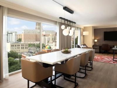 Hyatt Regency San Antonio Riverwalk - 53