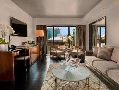 Sixty Beverly Hills - 66