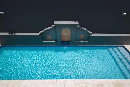 Courtyard by Marriott - 21