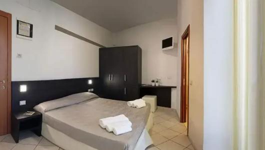 Continental & Residence - 34