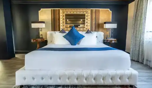 Riviera Suites - 77