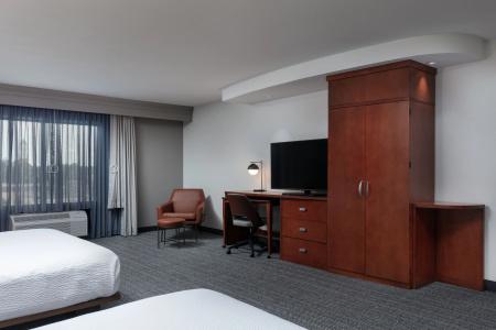 Courtyard by Marriott at Old Town - 3
