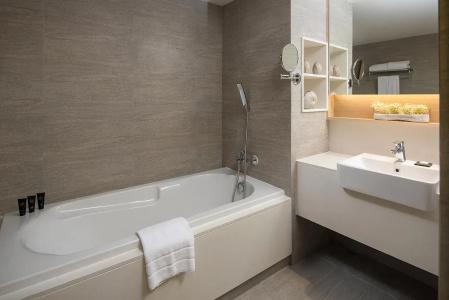 Solitaire Bangkok Sukhumvit 11 - Sha Extra Plus - 63