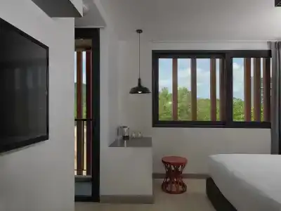 Prime Town - Posh & Port Phuket - 36