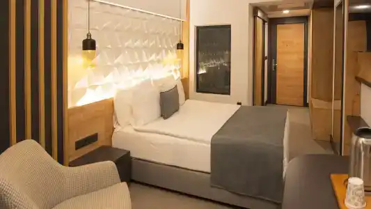 Grand Ozcelik - 30