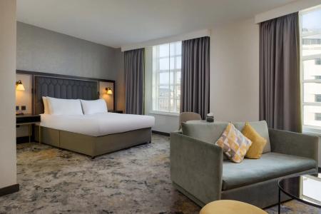 Hilton Cardiff - 2