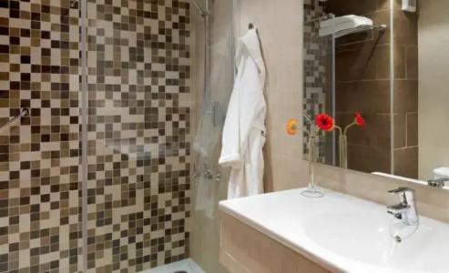Regency Torviscas and Suites - 38