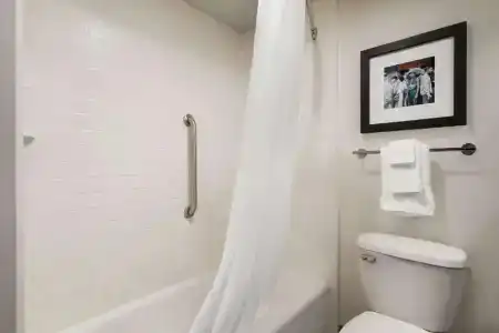 Hampton Inn New Orleans/St.Charles Ave - 43