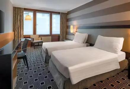 Hilton Geneva and Conference Centre - 40