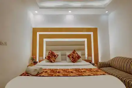 Hindustan- by Backpackers Heaven - 79