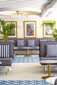 Palladium Don Carlos - Adults Only - 12
