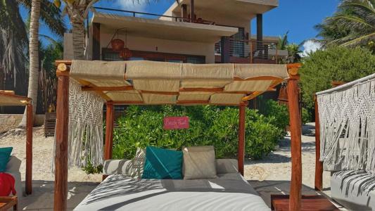 La Zebra a Colibri Boutique - 60