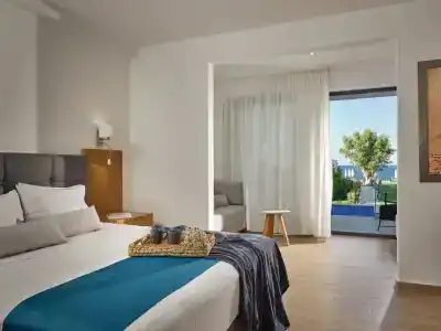 Cavo Orient Beach & Suites - 78