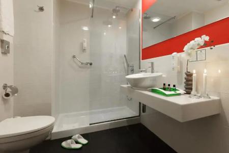Holiday Inn Genoa City, An Ihg - 60