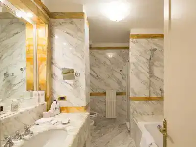 Imperiale Palace - 31