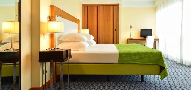 Pestana Promenade Ocean Resort - 44