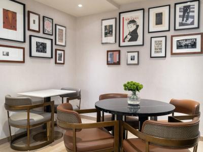 Courtyard by Marriott New York Manhattan / Soho - 24