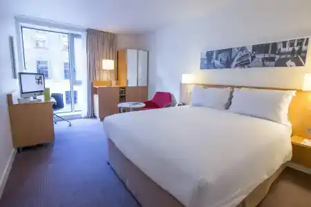 DoubleTree by Hilton London - Tower of London - 35