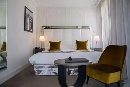 Hôtel Le Canberra - 3