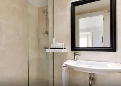 Avenue Louise Brussels Trademark Collection by Wyndham - 41