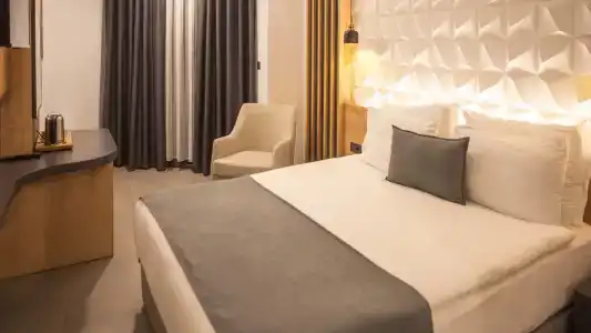 Grand Ozcelik - 29