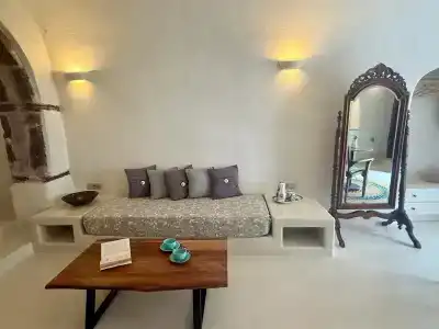 Elysian Santorini - 112