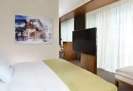 DoubleTree by Hilton Zagreb - 34