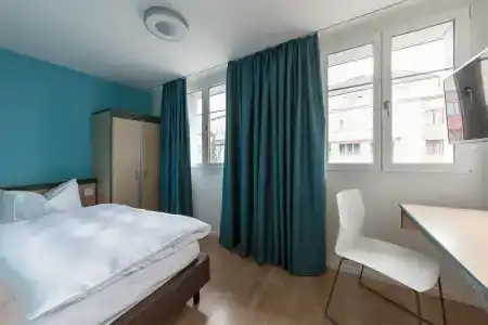Royal Zurich - 30