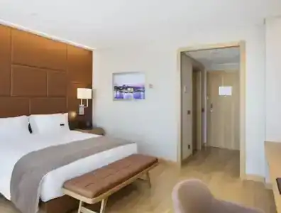 DoubleTree by Hilton Istanbul-Avcilar - 40