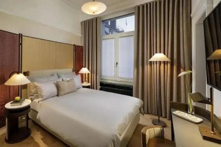 Small Luxury Ambassador Zurich - 39