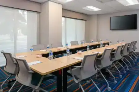 Hampton Inn Charlotte Uptown - 18