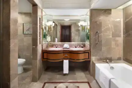 Shangri-La Bangkok - 27
