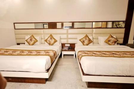 Hindustan- by Backpackers Heaven - 114
