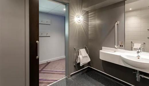 Premier Inn County Hall - 36