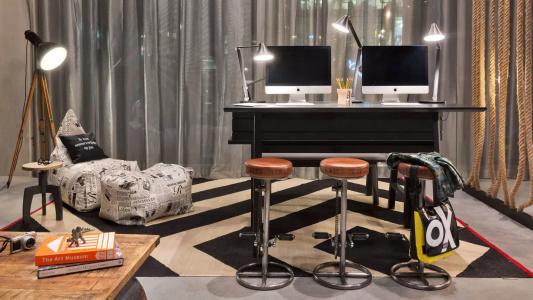 Moxy Amsterdam Houthavens - 7