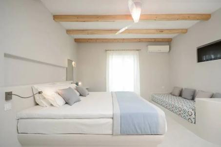 Antony Suites (Adults Only) - 8