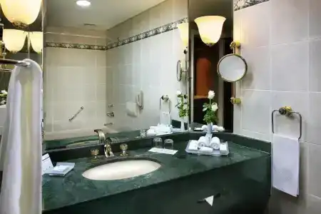 Mövenpick Grand Al Bustan - 45